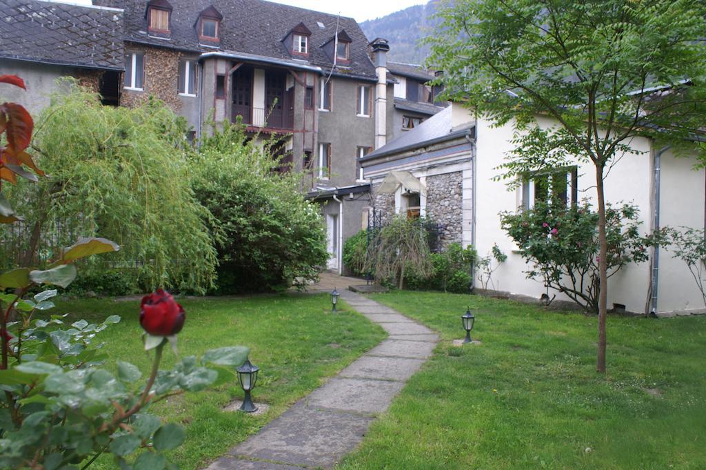 Hotel Celeste Bagneres-de-Luchon Экстерьер фото