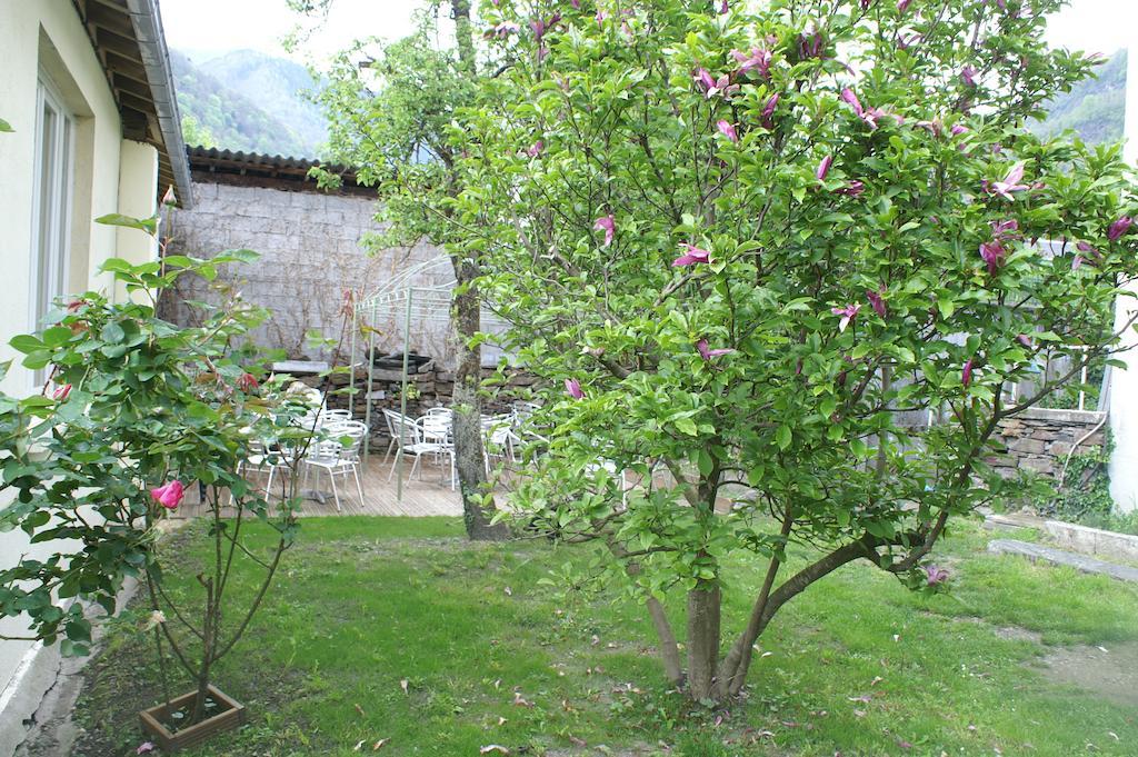 Hotel Celeste Bagneres-de-Luchon Экстерьер фото